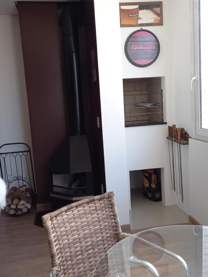 Gramado - Apartamento Aconchegante Com Lareira E Churrasqueira Luaran gambar
