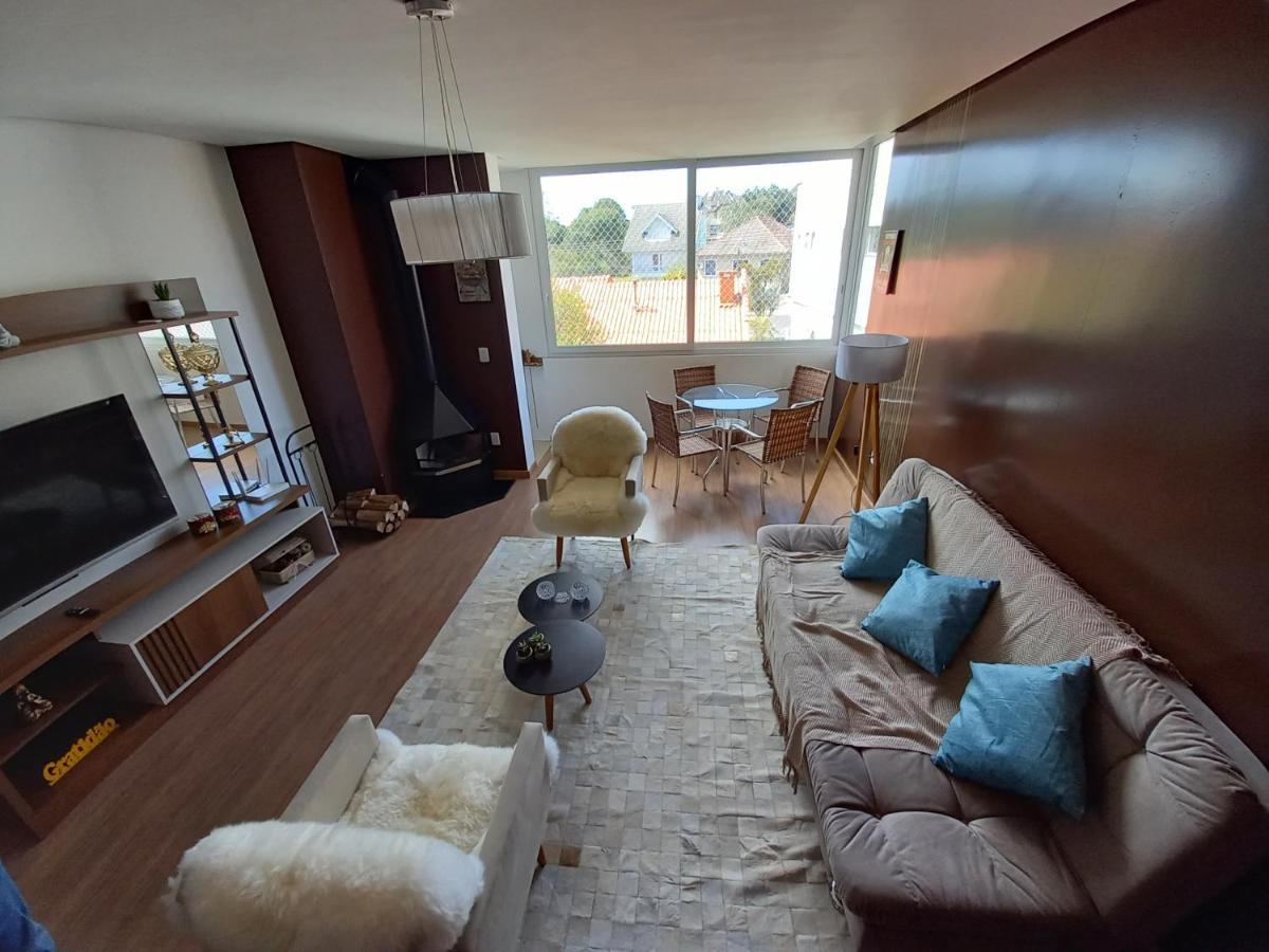 Gramado - Apartamento Aconchegante Com Lareira E Churrasqueira Luaran gambar